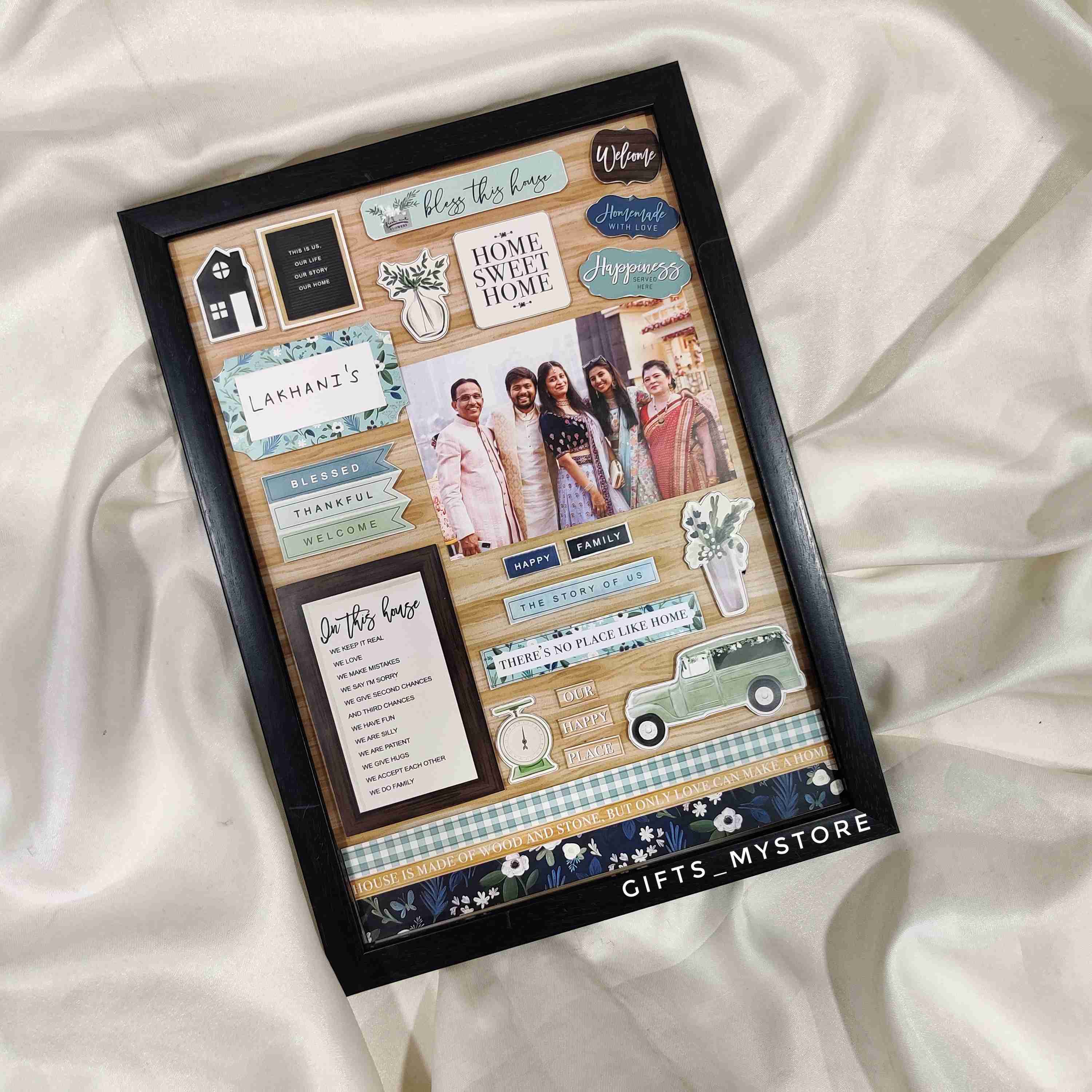 FAMILY THEME FRAME