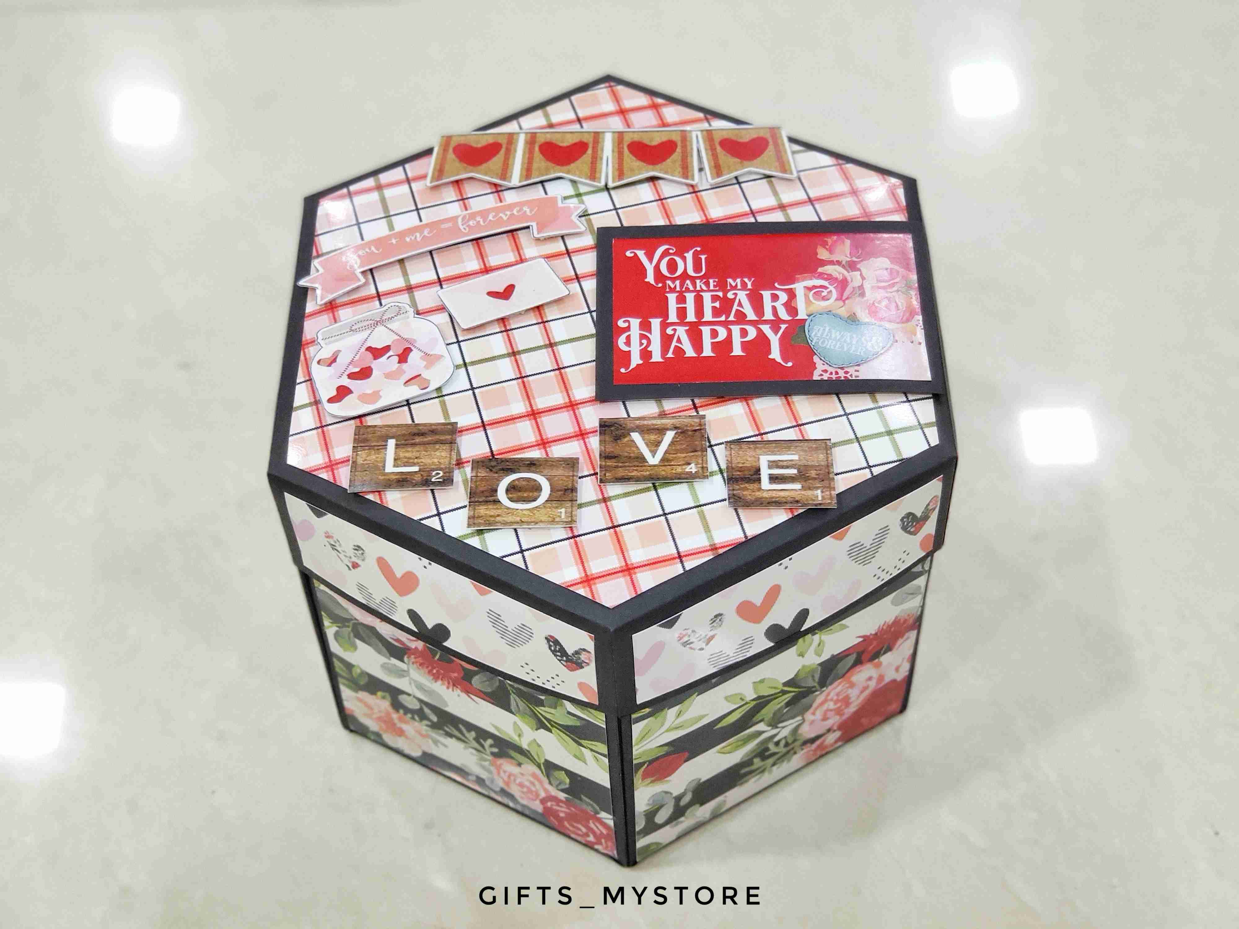 GiftsMyStore_HEXAGON_BOX_ALONG_WITH_CHOCOLATES_MESSAGES_AND_MINI_ALBUM_2