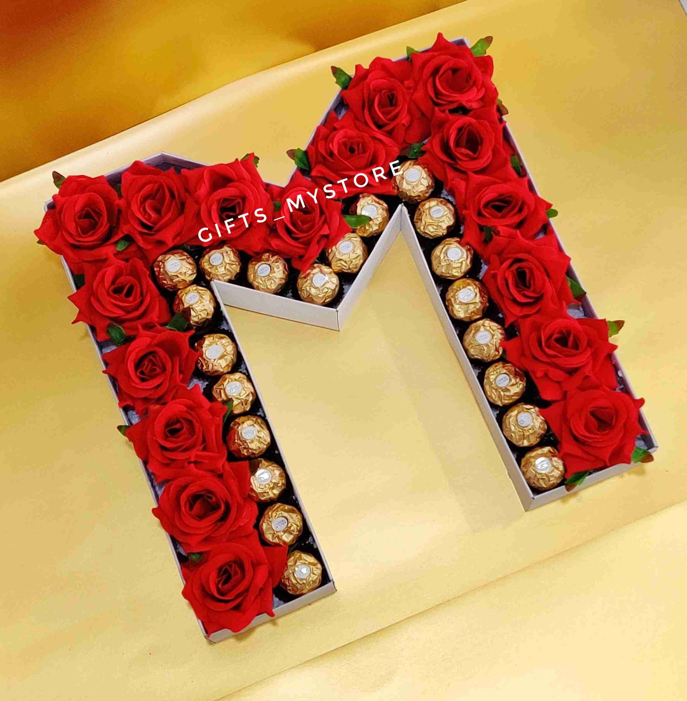 GiftsMyStore_INITIALS_CHOCOLATE_GIFT_M_1