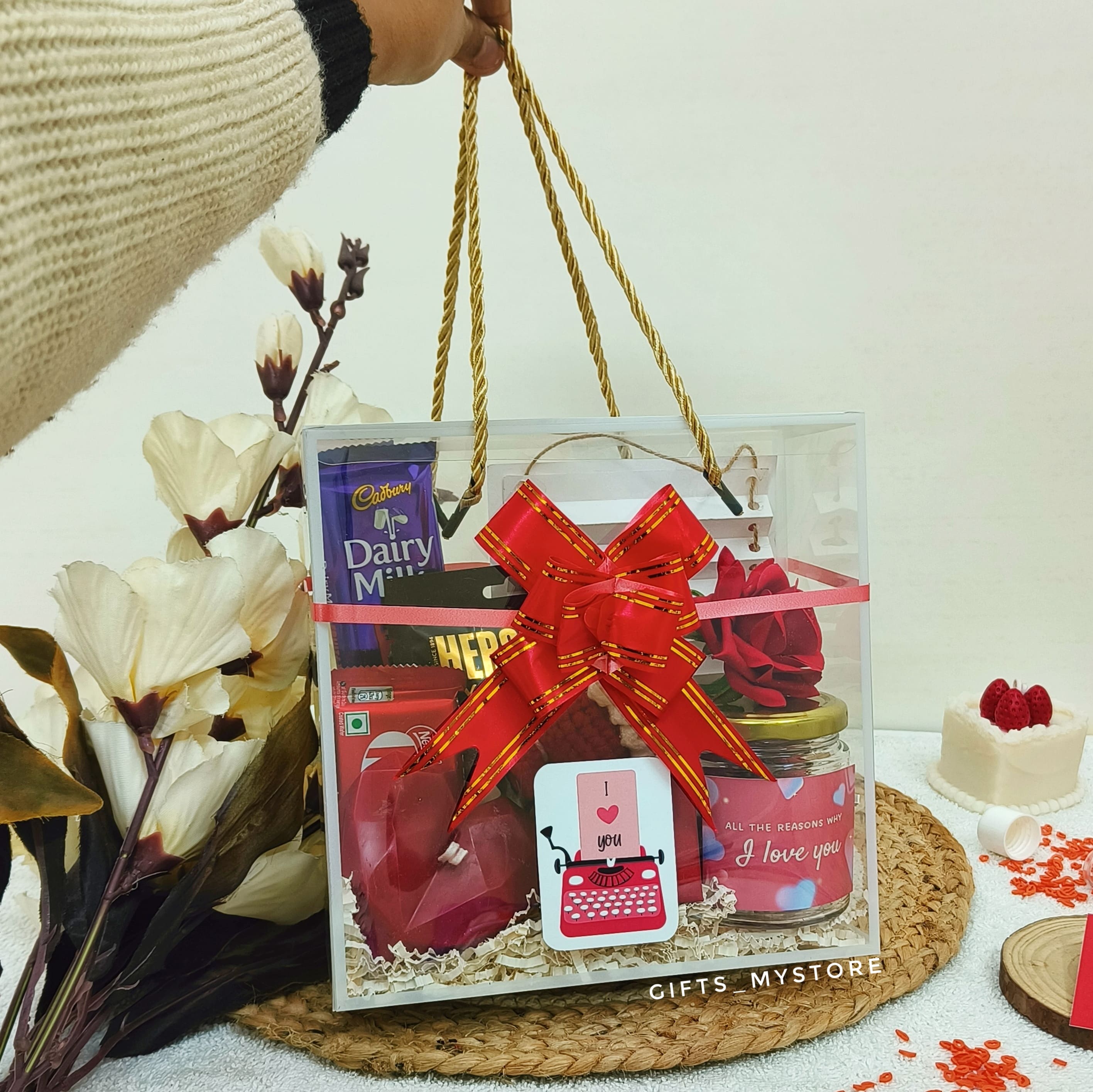 TIMELESS LOVE HAMPER