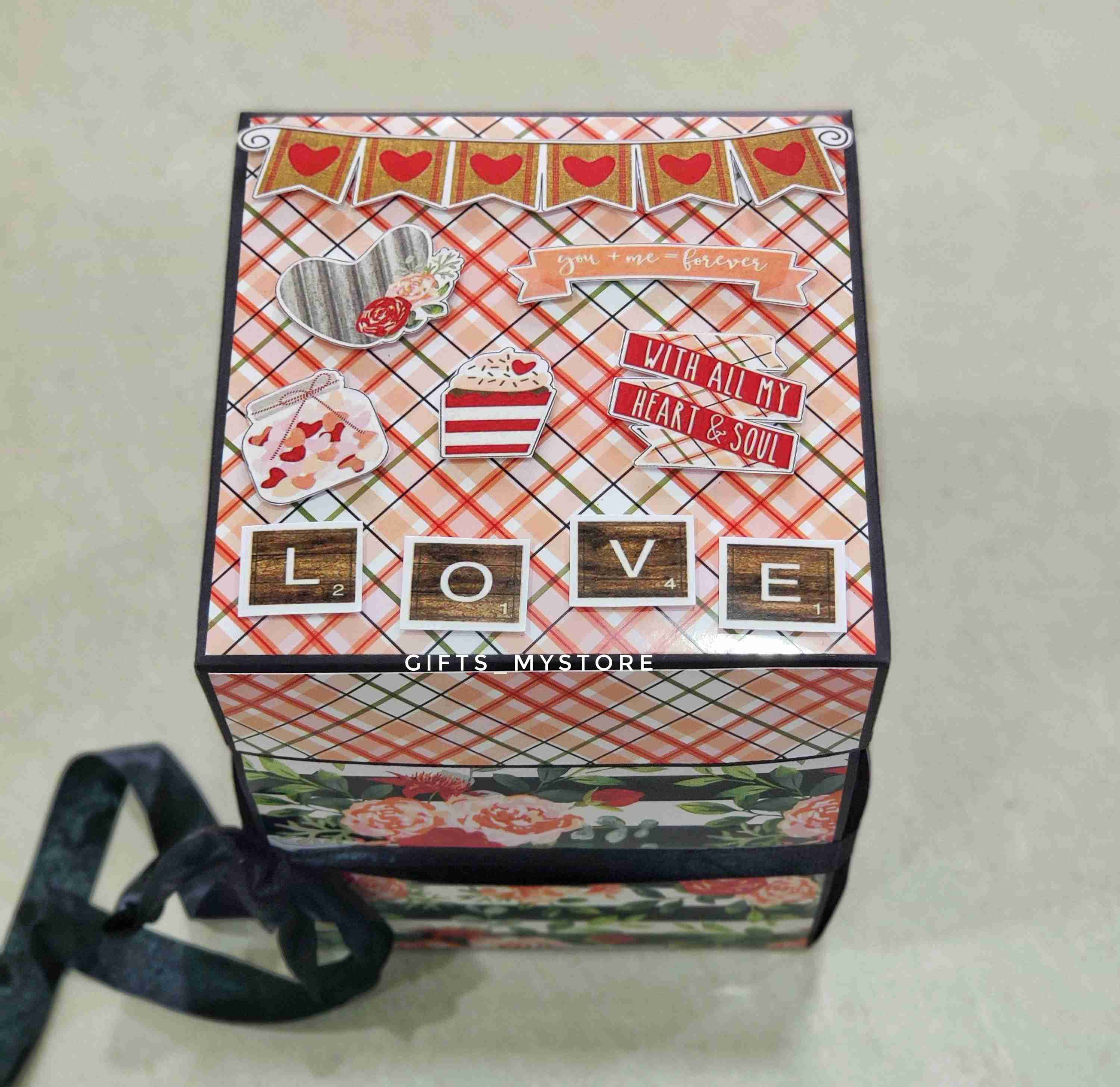 MIX CHOCOLATES 4 LAYERS CEB(SQUARE)_1_10_bygiftsmystore