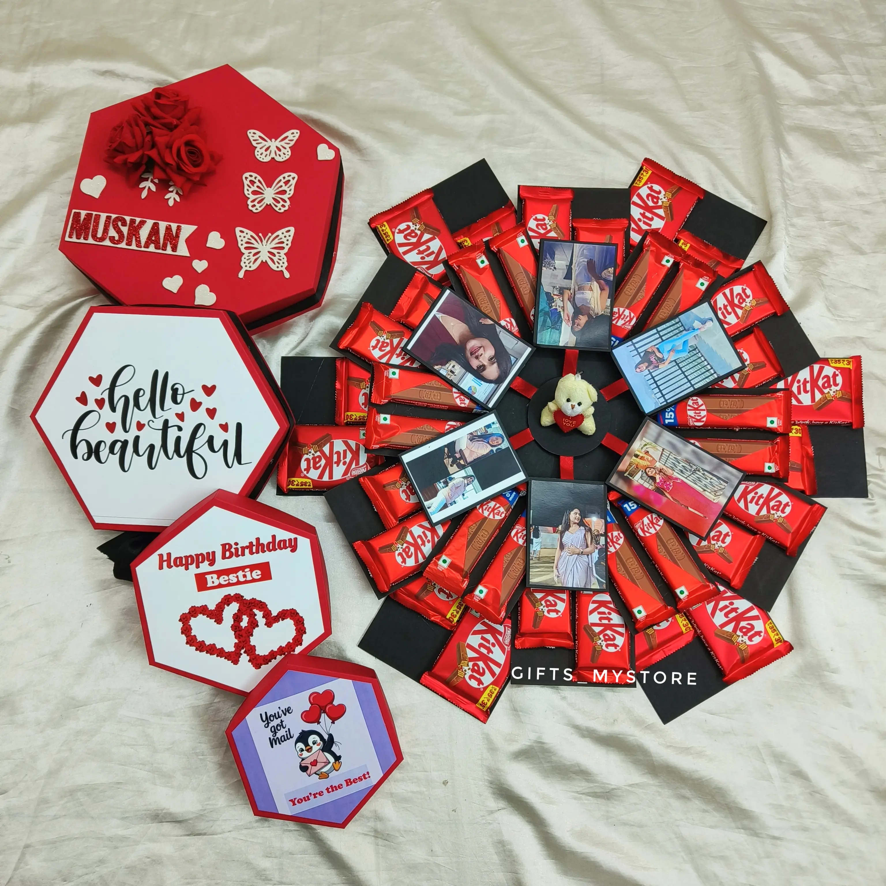 ROTATING TEDDY BEAR WITH KITKAT CEB